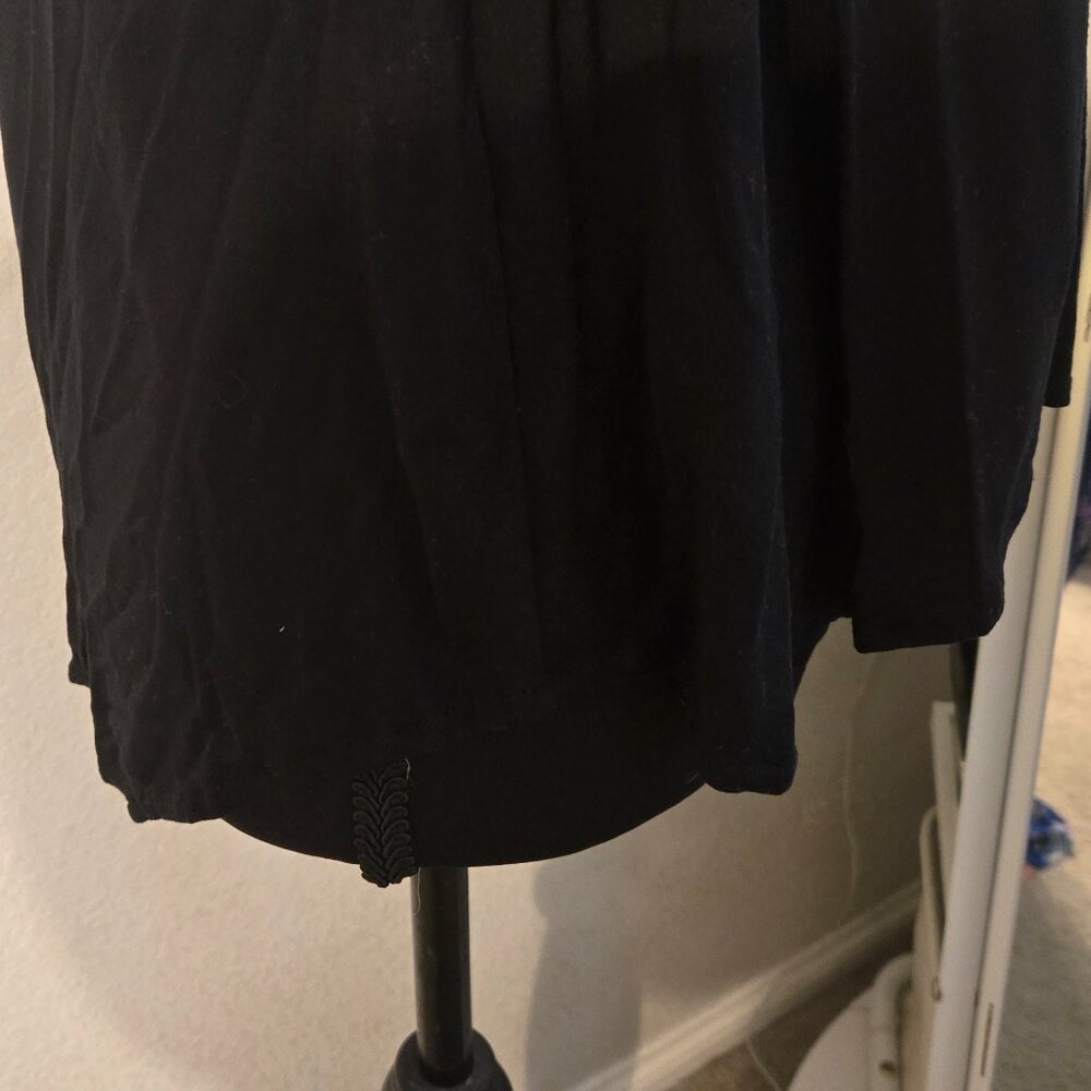 BCBGMaxAzria - Small Black Tee - high low hem - pocket - EUC - Picture 4 of 4